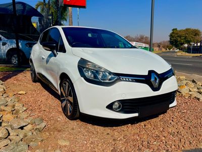 2016 Renault Clio IV 900T Expression 5-dr (66kW)