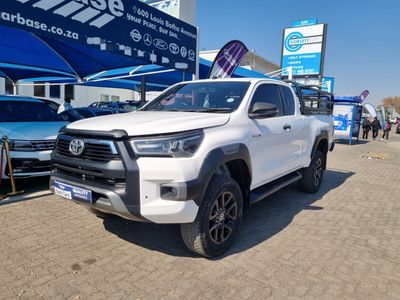 2022 Toyota Hilux 2.8 GD-6 Raised Body Legend 4x4 Auto Extended Cab