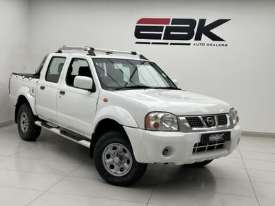 2007 Nissan Hardbody 2400i SE 4x4 Double-Cab