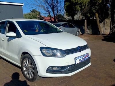 2016 Volkswagen Polo 1.2 TSI Comfortline (81kW)(Petrol,Manual)