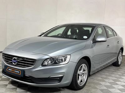 2015 Volvo S60 T3 Momentum Auto