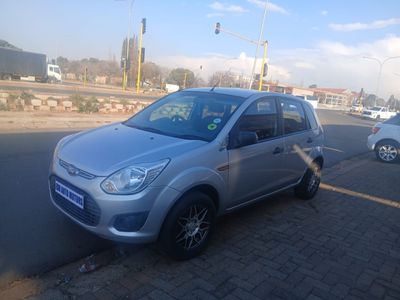 2015 Ford Figo 1.4