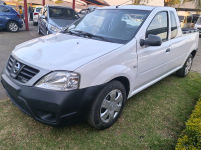 2011 Nissan NP200 1.6 Petrol Manual