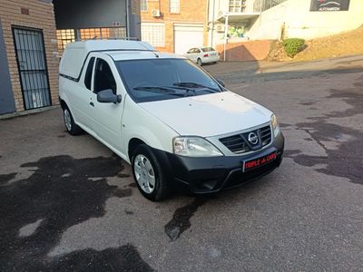 2015 Nissan NP200 1.6 A/C Safety Pack