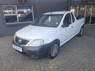 2016 Nissan NP200 NISSAN NP200 1.6 8 BASE + AC