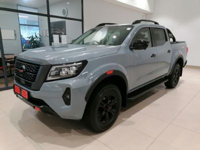 Nissan Navara PRO-4X at CMH Nissan Durban