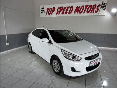 Hyundai accent deals sedan for sale