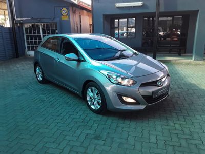 HYUNDAI I30 hyundai-i30-1-4-mpi-bluedrive-essence Used - the parking