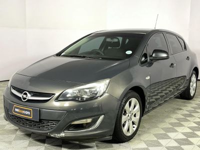 Used Opel Astra ad : Year 2021, 19290 km