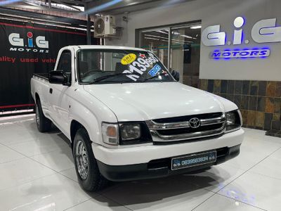 Used Toyota Hilux Vans for sale