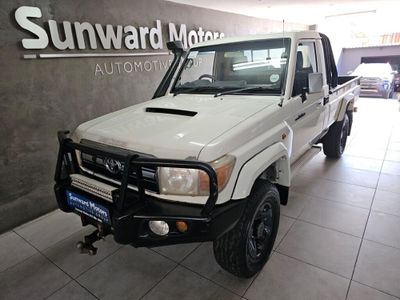 Toyota Land Cruiser 70 4.5 D Single Cab Bakkie For Sale in Silverton ...