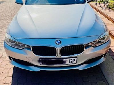2012 BMW 3 Series 320i Modern Auto