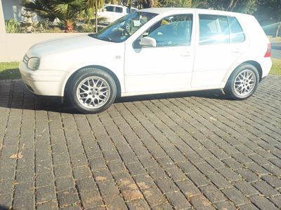 2001 Volkswagen Golf 4 2.0 Highline