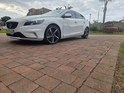 2015 Volvo V40 D3 R-Design Auto