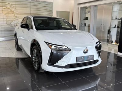 2025 Lexus RZ 450E SE