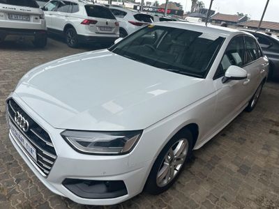 2022 Audi A4 2.0 TFSI Auto | 35 TFSI