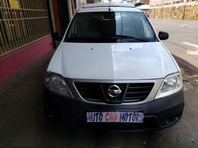 2018 Nissan NP200 1.6 A/C Safety Pack