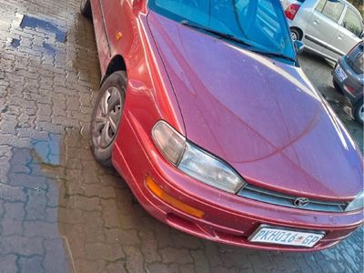1992 Toyota Camry 200i