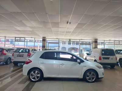 2012 Toyota Auris 180 XR HSD