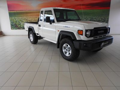 2026 Toyota Land Cruiser 79 2.8 EXTRA CAB A/T