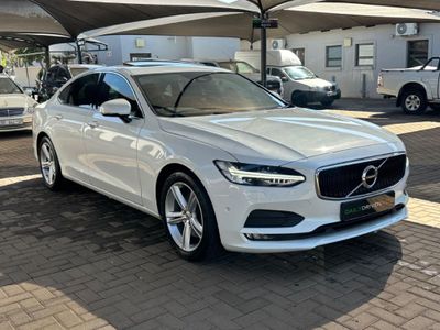 2017 Volvo S90 D4 Momentum Auto