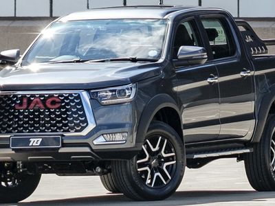 2025 JAC T8 T8 4X4 LUX