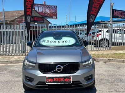2019 Volvo XC40 T3 Momentum