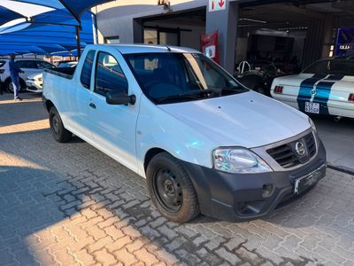 2018 Nissan NP200 1.6 A/C Safety Pack