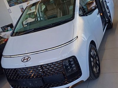 2025 Hyundai Staria 2.2d Executive Auto 11-Seat