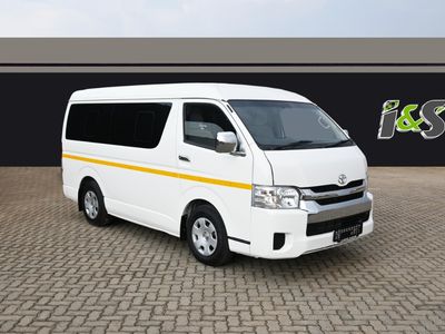 2015 Toyota Quantum 2.7 10-seat