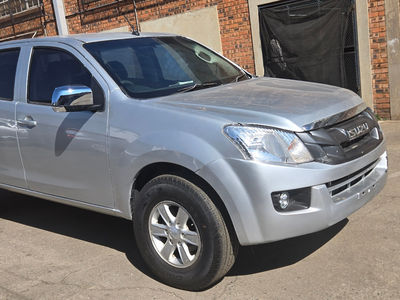 2015 Isuzu KB 250 D-Teq LE Double-Cab