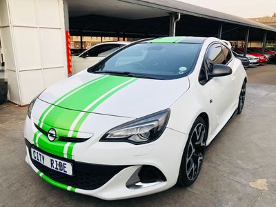 2013 Opel Astra 2.0T OPC