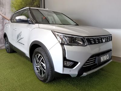2024 Mahindra XUV 300 1.2T | W8