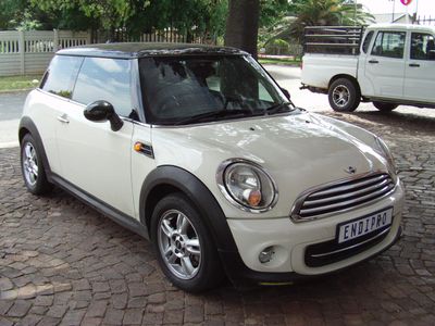 2012 MINI Hatch Cooper