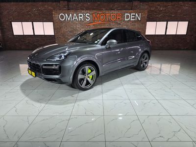 2019 Porsche Cayenne Coupe Turbo S E-Hybrid
