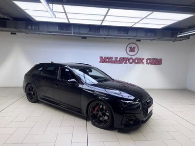 2024 Audi RS4 Avant quattro Auto