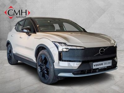 2025 Volvo EX30 Cross Country