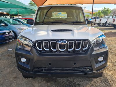 2023 Mahindra Pik Up Pick up