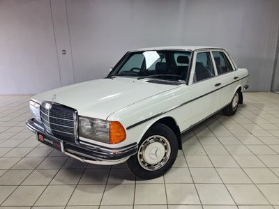 1987 Mercedes-Benz 230 230 E A/T A/C W123
