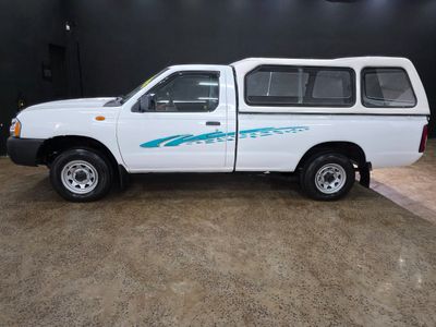 2015 Nissan NP300 2.0i LWB Single-Cab