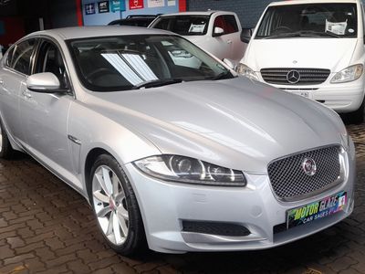 2015 Jaguar XF 2.2 D Premium Luxury