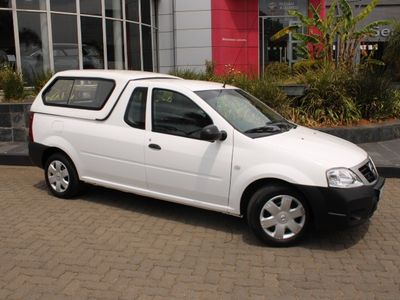 2023 Nissan NP200 1.6 A/C Safety Pack