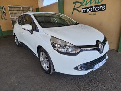 2016 Renault Clio IV 900T Expression 5-dr (66kW)