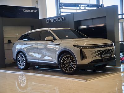 2025 Omoda C9 1.5T AWD Phev