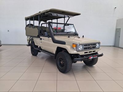 2004 Toyota Land Cruiser 70 4.5 Single-Cab
