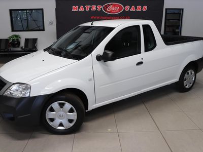 2021 Nissan NP200 1.6 A/C Safety Pack