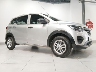 2025 Renault Triber 1.0 Expression