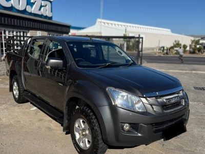 2014 Isuzu KB 250 D-Teq LE 4x4 Double-Cab