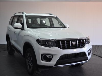 2026 Mahindra Scorpio N 2.2D 4X4 Auto Z8l