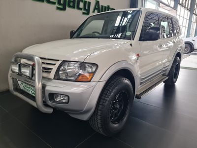 2000 Mitsubishi Pajero ALPINE  TURBO CHARGER FACTORY FITTED !!!!!!!!!!  O